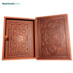 کتاب نفیس نهج البلاغه چرمی طرح برجسته همراه با جعبه - Image 2