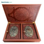 مجموعه نفیس کتاب قرآن و حافظ با جعبه چرمی برجسته طرح مس - تصویر 2