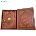 کتاب قرآن نفیس و معطر جلد چرمی همراه با جعبه - Image 2