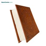 کتاب قرآن نفیس و معطر چرمی همراه با جعبه قطع نیم جیبی - تصویر 4
